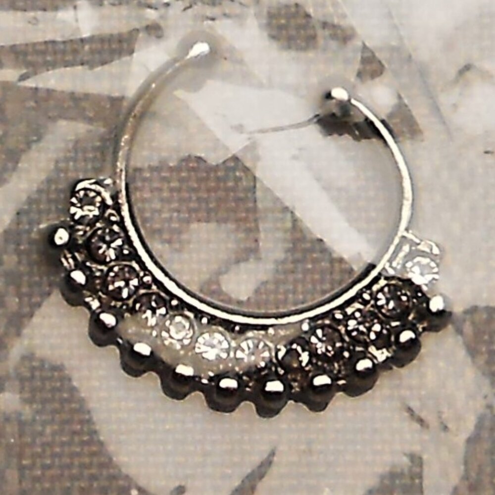 No18 - Fake 10mm Septum Ring - new, repackaged, silver color, a bit unstraigth
